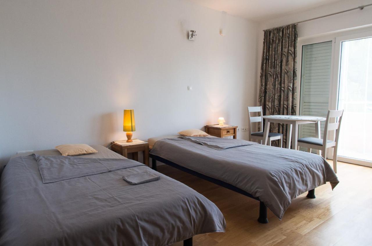 Ferienwohnung Milica Garden Prvic Sepurine Exterior foto